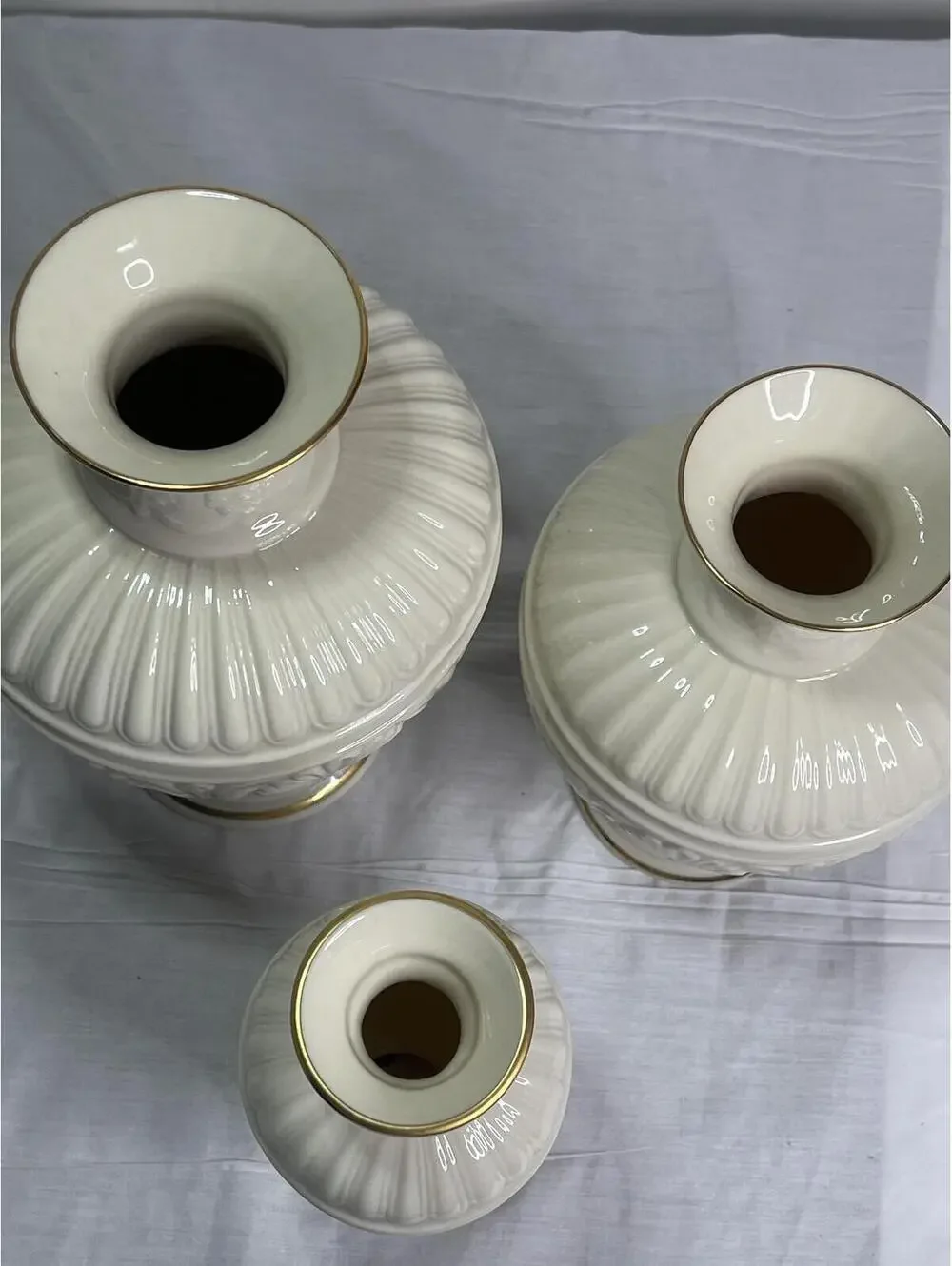 Lenox Athenia Porcelain Vase Set White 24K Gold Trim Embossed Shell 3 Pc
